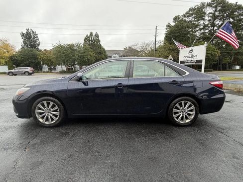 Used 2015 Toyota Camry XLE FWD image 6