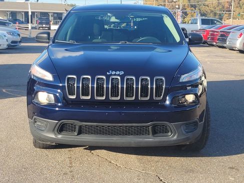 Used 2015 Jeep Cherokee Sport image 14
