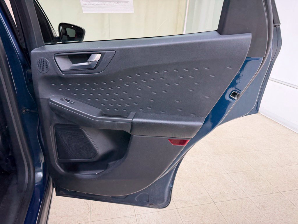 Used 2020 Ford Escape Titanium AWD/4WD image 13