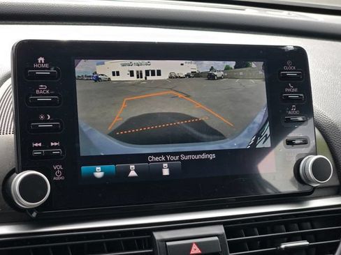 Used 2022 Honda Accord Sport image 19