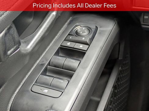 Certified 2026 Toyota Tacoma SR5 AWD/4WD image 25