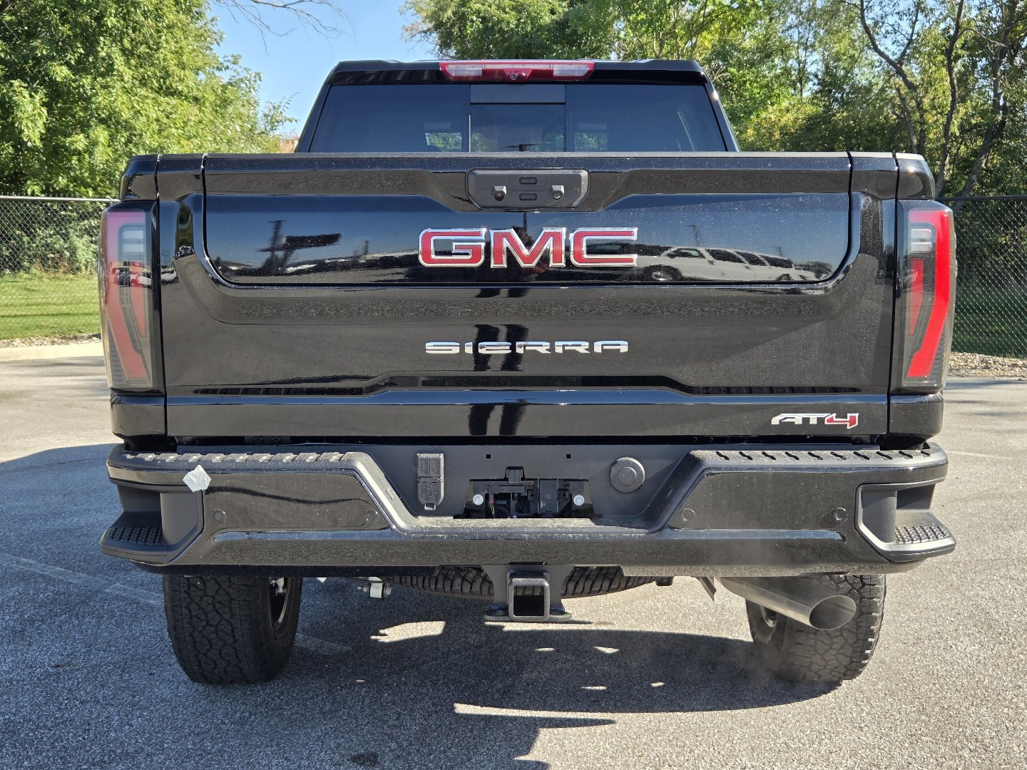 New 2026 GMC Sierra 2500 AT4 w/ Technology Package AWD/4WD image 15