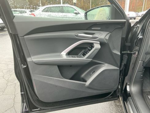 New 2025 Audi Q5 Prestige image 31