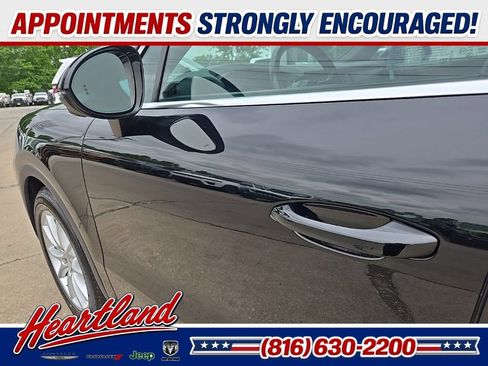 Used 2024 Porsche Cayenne w/ Premium Package AWD/4WD image 26