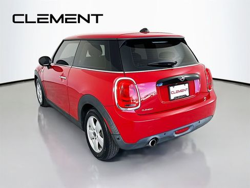 Used 2020 MINI Cooper 2-Door Hardtop image 10