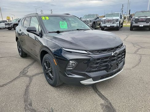 Used 2023 Chevrolet Blazer LT w/ Convenience Package AWD/4WD image 4