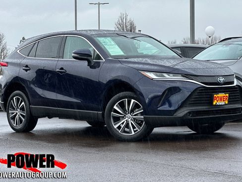 Used 2024 Toyota Venza LE AWD/4WD image 1