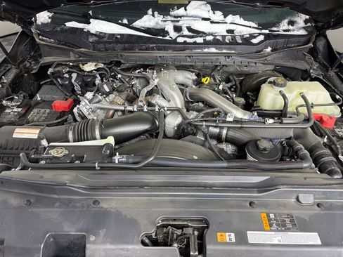 Certified 2025 Ford F350 Platinum image 10