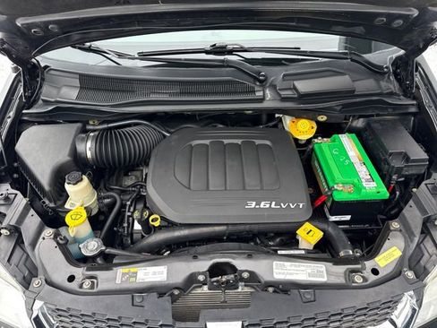 Used 2016 Dodge Grand Caravan SE w/ Quick Order Package 29E SE image 23