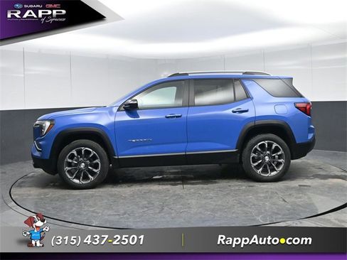 Used 2026 GMC Terrain Elevation w/ Elevation Premium Package image 4