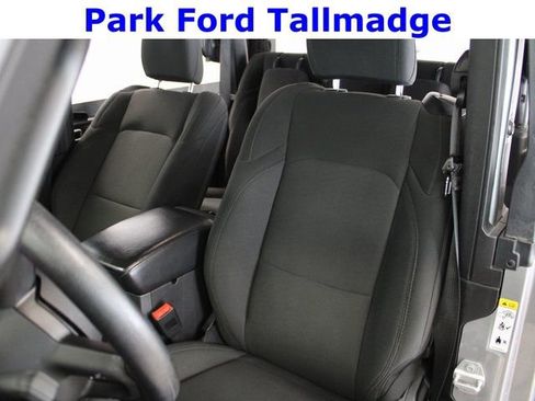 Used 2018 Jeep Wrangler Sport image 12