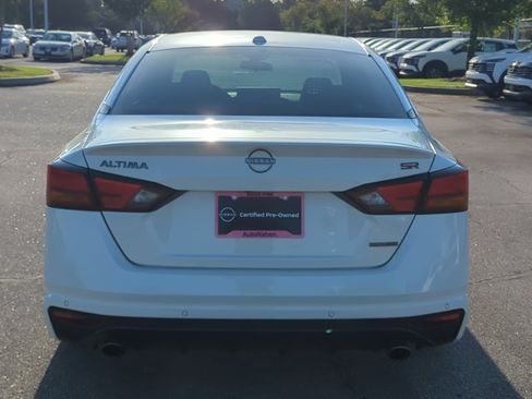 Used 2024 Nissan Altima 2.0 SR FWD image 6