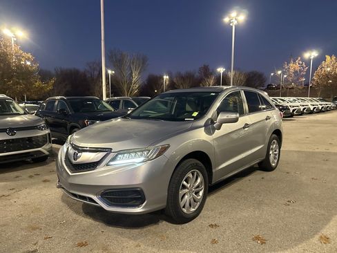Used 2017 Acura RDX AWD image 7