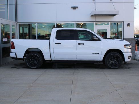 New 2026 RAM 1500 Express image 4