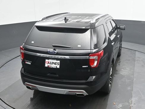 Used 2017 Ford Explorer Platinum image 37
