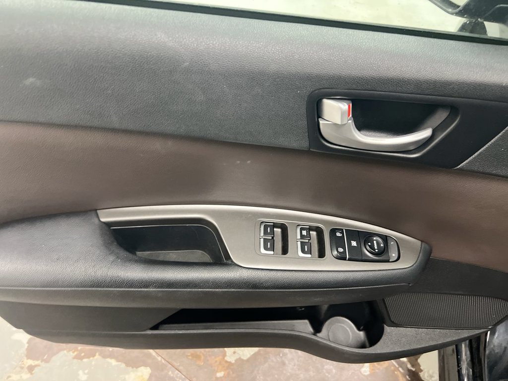 Used 2019 Kia Optima LX FWD image 20