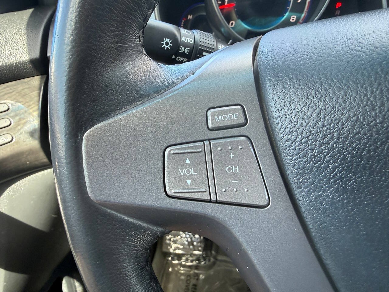 Used 2007 Acura MDX w/ Tech & Entertainment Pkg AWD/4WD image 33
