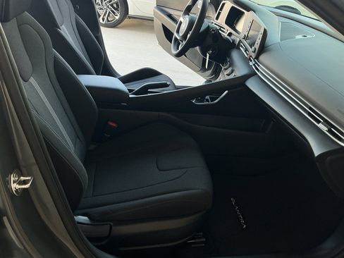 New 2026 Hyundai Elantra SE FWD image 14