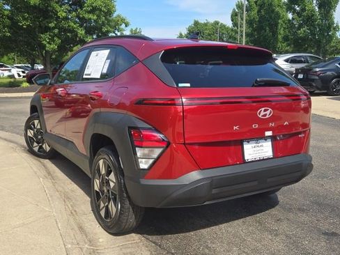 Used 2025 Hyundai Kona SEL AWD/4WD image 5