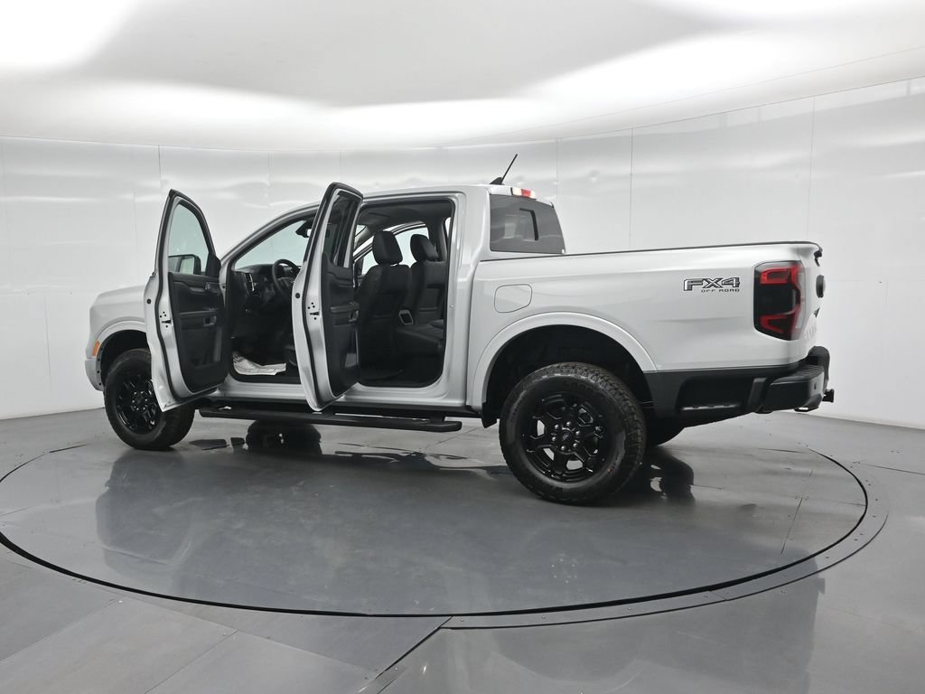 New 2026 Ford Ranger Lariat w/ FX4 Off-Road Package AWD/4WD image 31