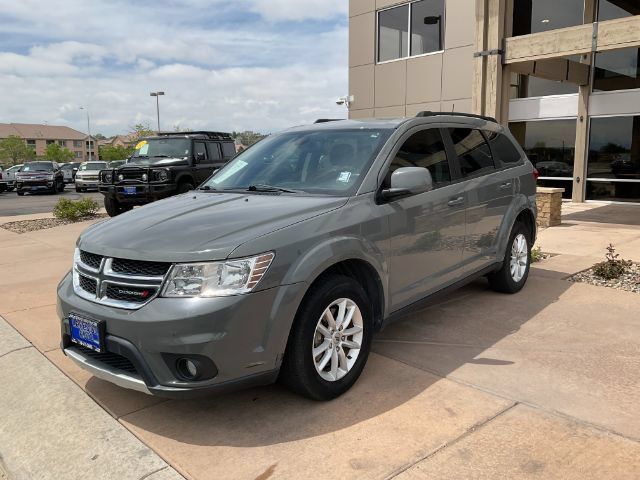 Used 2019 Dodge Journey SE w/ Premium Group AWD/4WD image 3