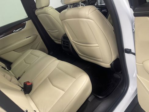 Used 2019 Cadillac XT5 Luxury image 23