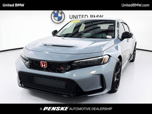Used 2025 Honda Civic Type R image 1