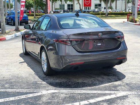 New 2024 Alfa Romeo Giulia Sprint RWD image 4