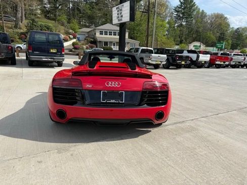 Used 2014 Audi R8 V10 AWD/4WD image 6