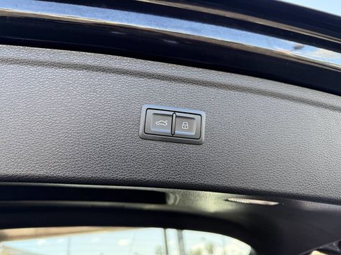 Used 2019 Audi SQ5 Premium Plus w/ Premium Plus Package image 22