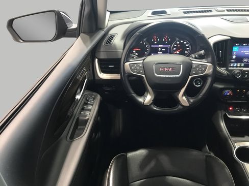 Used 2019 GMC Terrain Denali w/ GMC Pro Grade Package AWD/4WD image 4