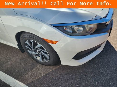 Used 2017 Honda Civic EX image 6