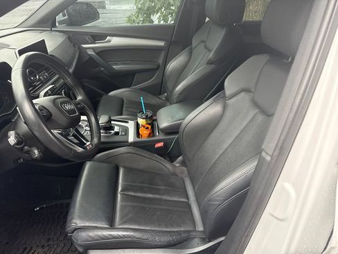 Used 2019 Audi SQ5 Prestige w/ Prestige Package AWD/4WD image 9