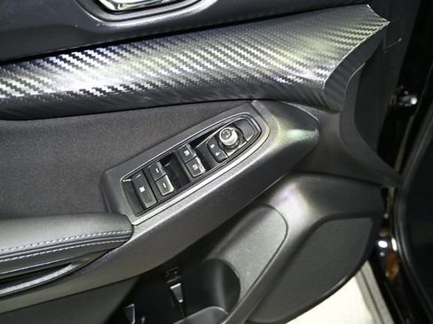 Used 2025 Subaru Ascent Premium image 27