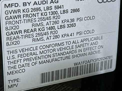 Used 2024 Audi Q5 e Prestige w/ Prestige Package AWD/4WD image 24