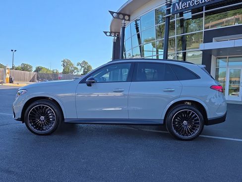 New 2026 Mercedes-Benz GLC 300 image 2