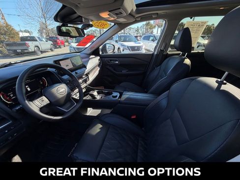 Certified 2025 Nissan Rogue Platinum w/ Platinum Premium Package AWD/4WD image 14