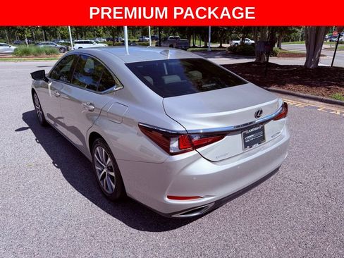 Used 2021 Lexus ES 350 w/ Premium Package FWD image 5