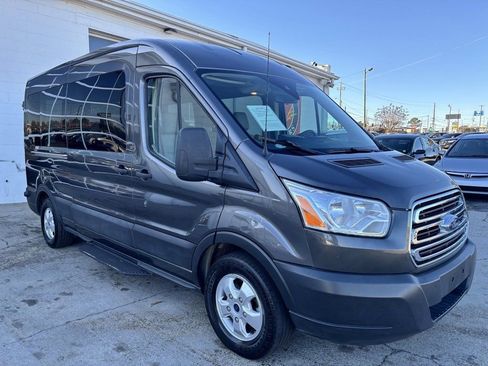 Used 2019 Ford Transit 350 XLT image 28