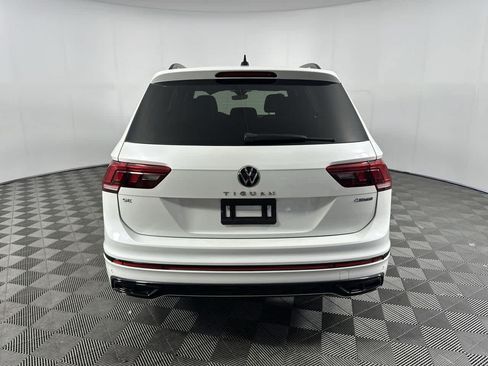 Used 2023 Volkswagen Tiguan SE R-Line AWD/4WD image 7