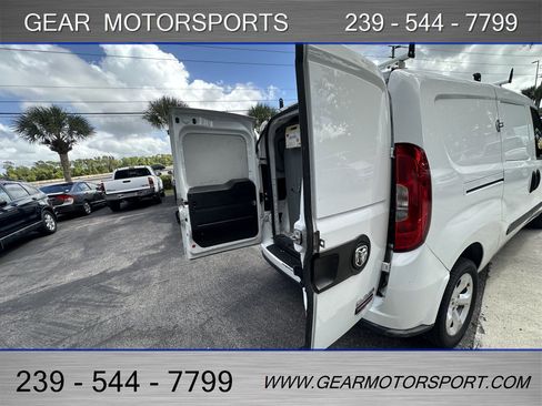 Used 2017 RAM ProMaster City Tradesman SLT w/ Rear Back-up Camera Group image 7