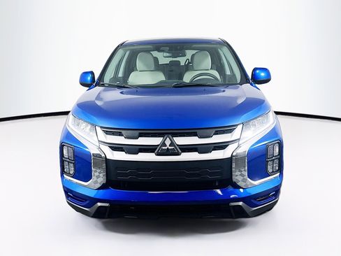 Used 2021 Mitsubishi Outlander Sport SE image 2