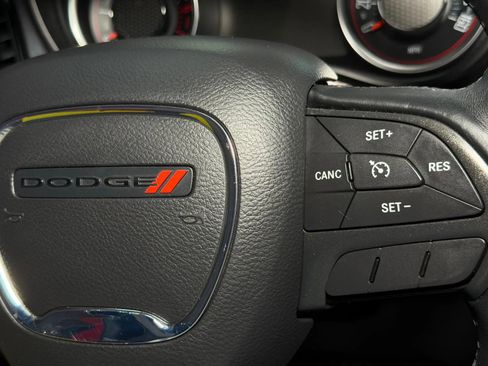 Used 2016 Dodge Challenger R/T RWD image 25