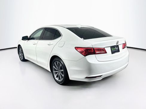 Used 2018 Acura TLX FWD image 5