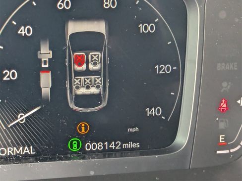 Certified 2025 Acura ADX FWD image 33