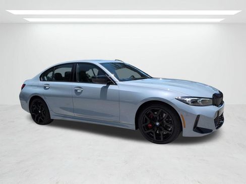 New 2026 BMW 330i Sedan w/ M Sport Package RWD image 2