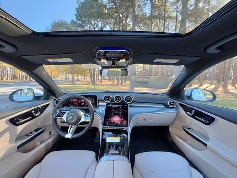 Used 2025 Mercedes-Benz C 300 Sedan image 2