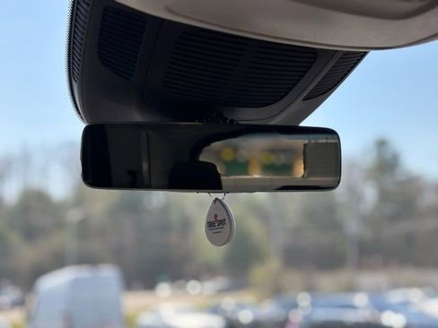 Used 2025 Mercedes-Benz GLE 350 4MATIC image 39