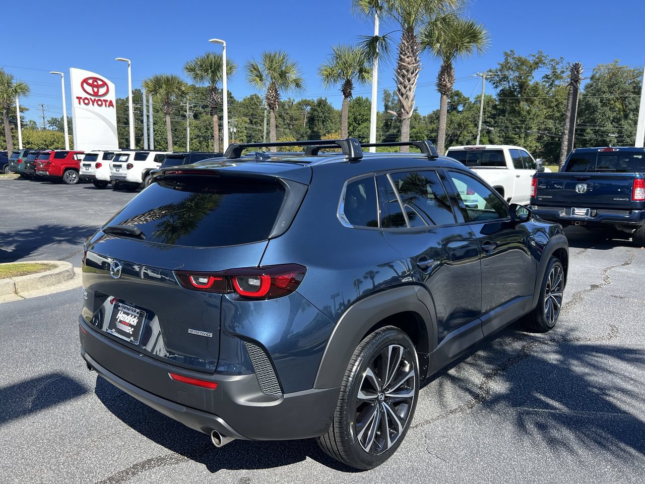 Used 2025 MAZDA CX-50 AWD 2.5 S w/ Weather Package image 10