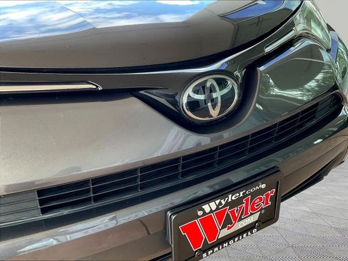 Used 2017 Toyota RAV4 LE w/ All Weather Liner Package AWD/4WD image 29